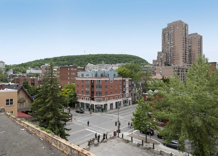 Quebec Montreal Exterior