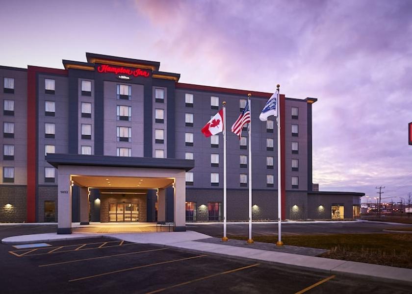 Ontario Sarnia Exterior Detail