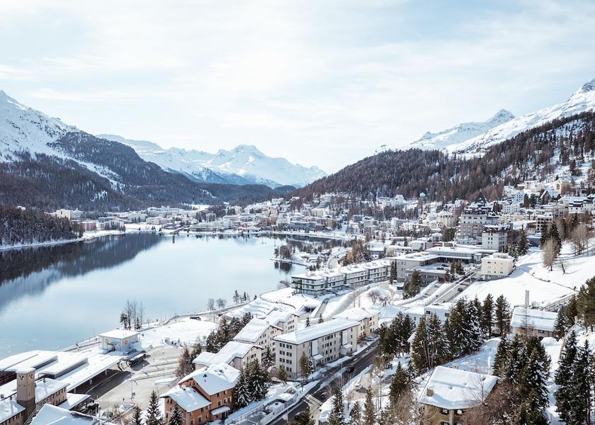 Graubünden St. Moritz Lake view