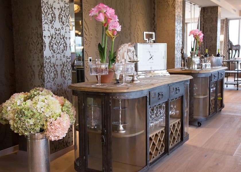 Canton of Aargau Menziken Dining