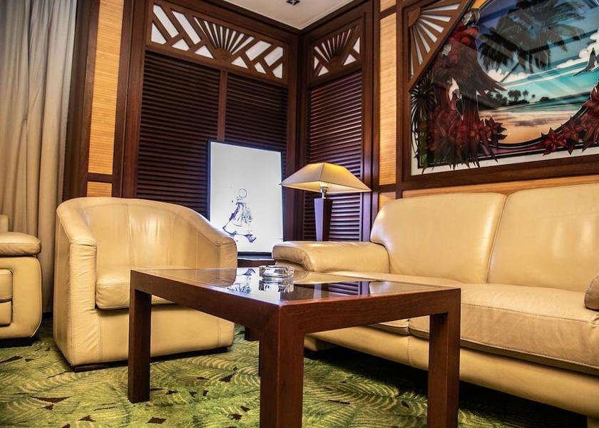 Abidjan Abidjan Bar (on property)