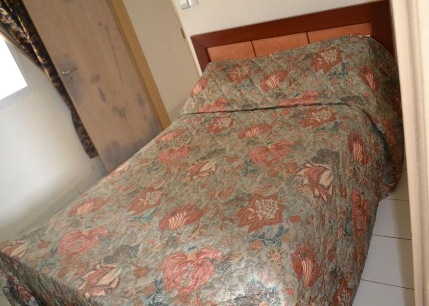  Yaounde Room