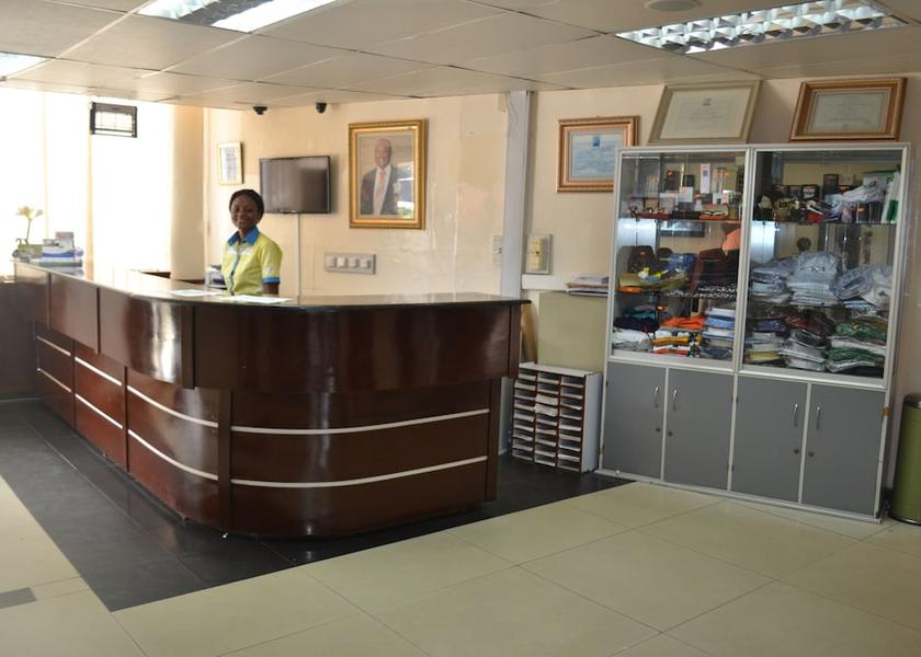  Douala Reception
