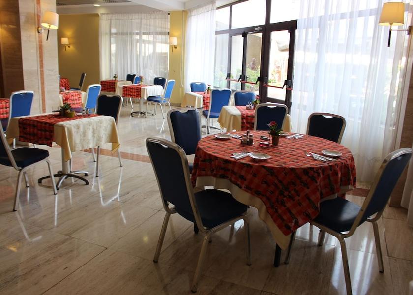  Yaounde Meeting Room