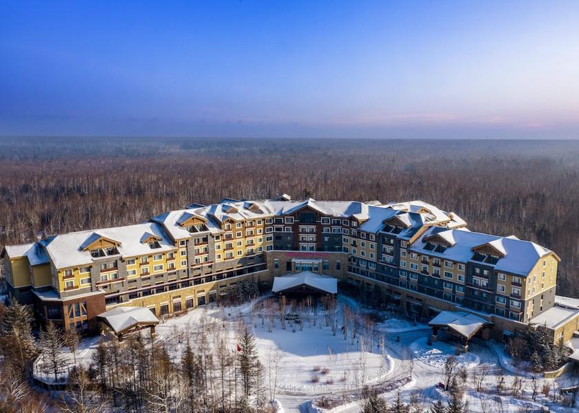 Jilin Baishan Exterior Detail