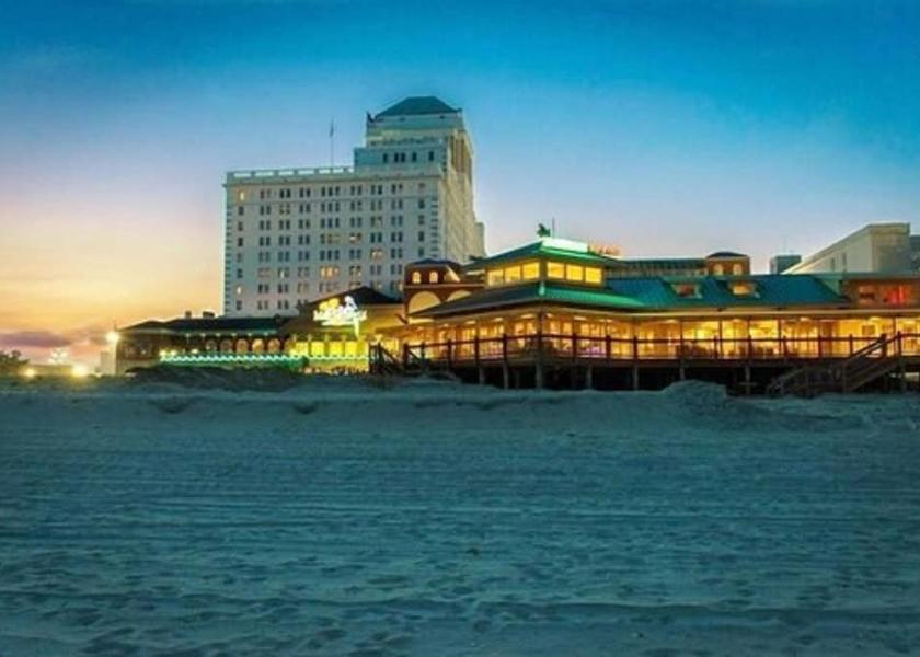 New Jersey Atlantic City Beach Bar
