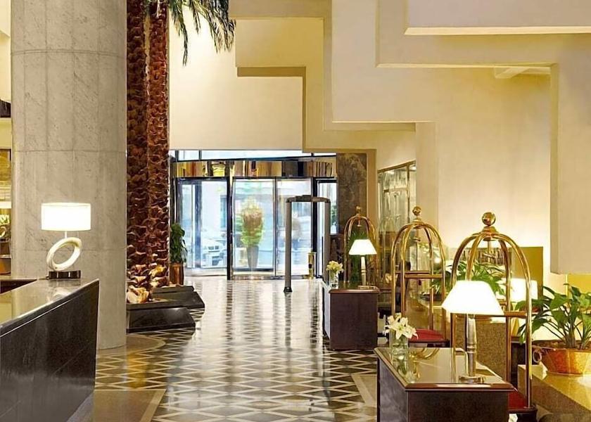  Casablanca Interior Entrance