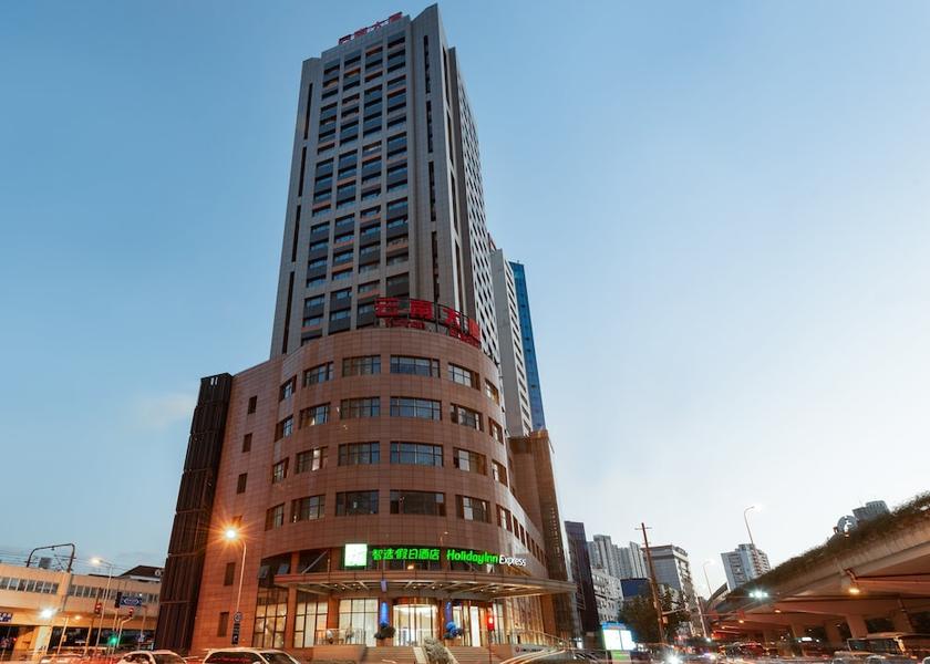  Shanghai Exterior