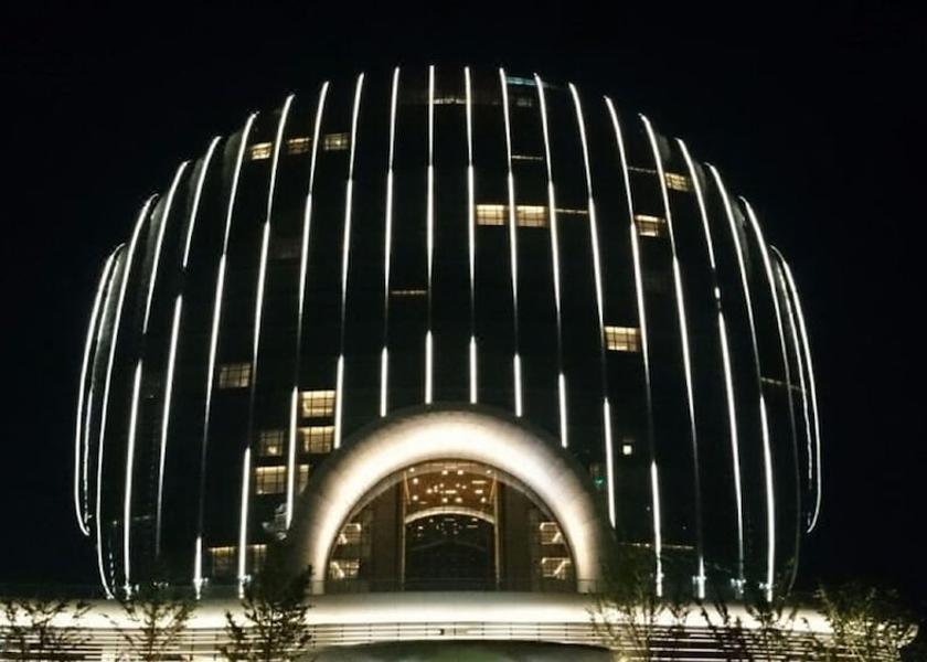  Huairou Front of property - evening/night