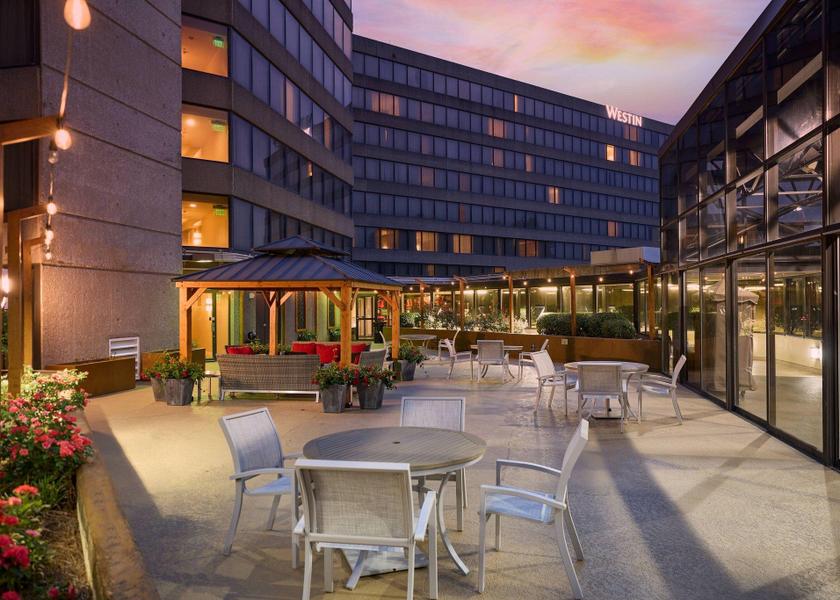 Georgia College Park swimming pool