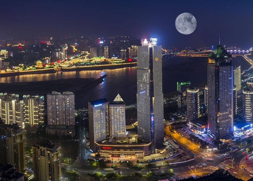 Jiangxi Nanchang Front of property - evening/night