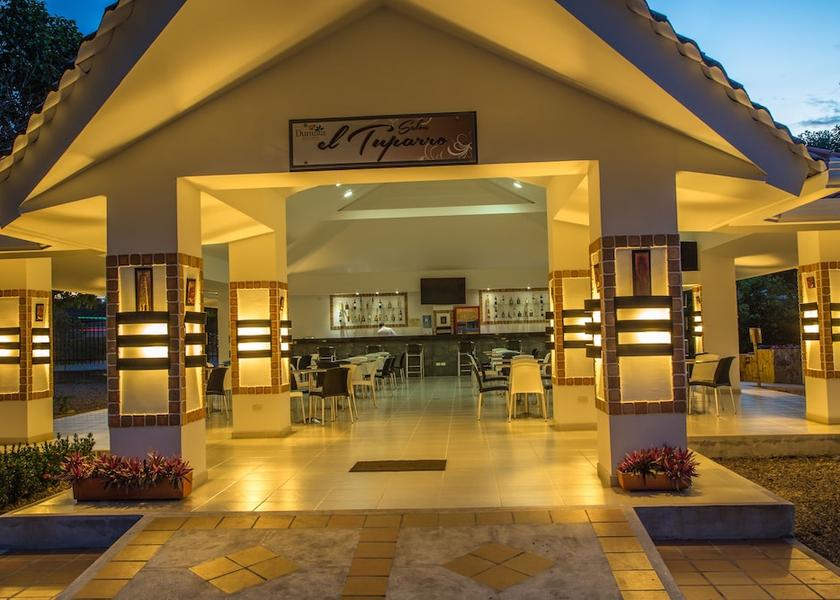 Meta Villavicencio Primary image