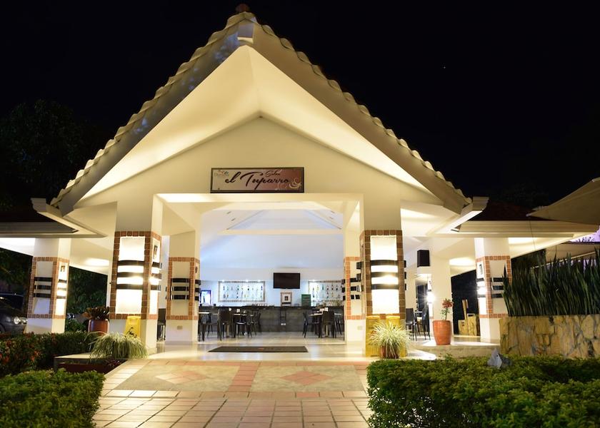 Meta Villavicencio Family Dining