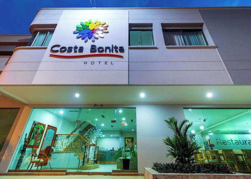 Cordoba Monteria Facade