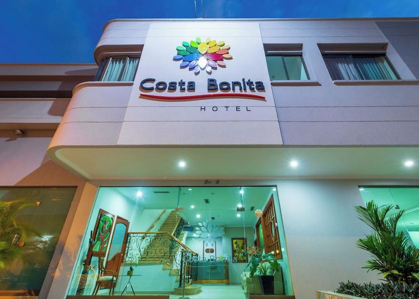 Cordoba Monteria Facade