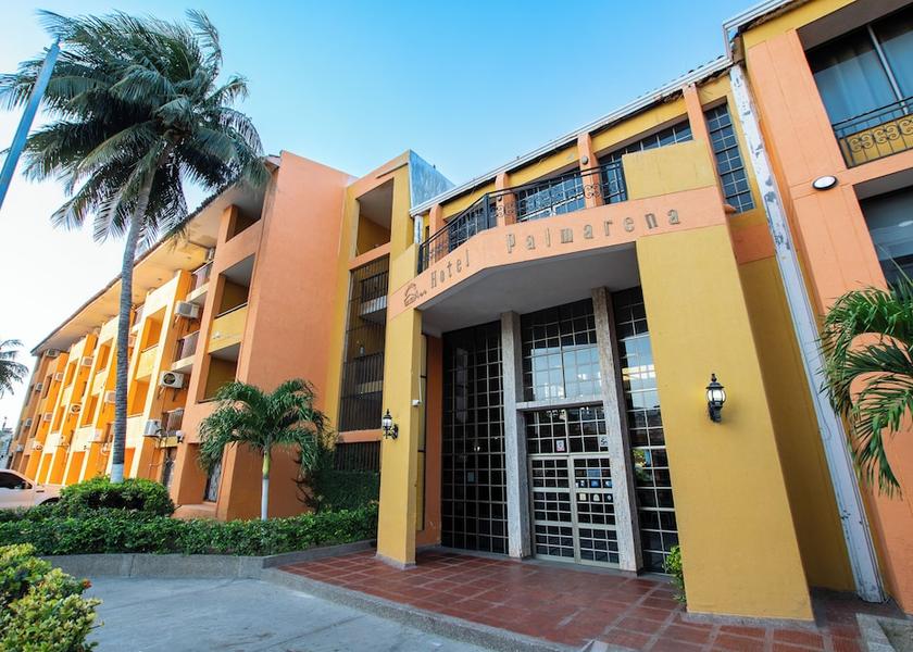 Magdalena Santa Marta Facade