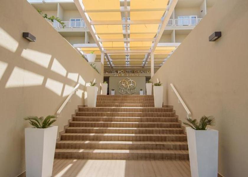  São Vicente Entrance