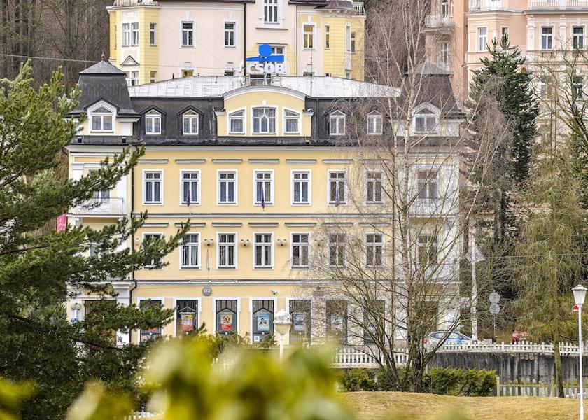 Karlovy Vary (region) Marianske Lazne Primary image