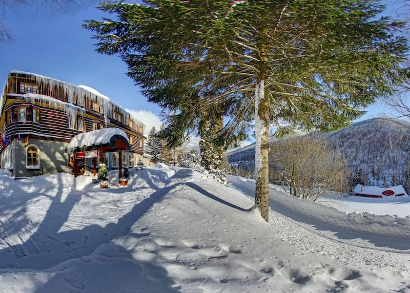 Hradec Kralove (region) Spindleruv Mlyn Exterior Detail