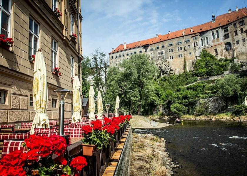 South Bohemia (region) Cesky Krumlov Outdoor Dining
