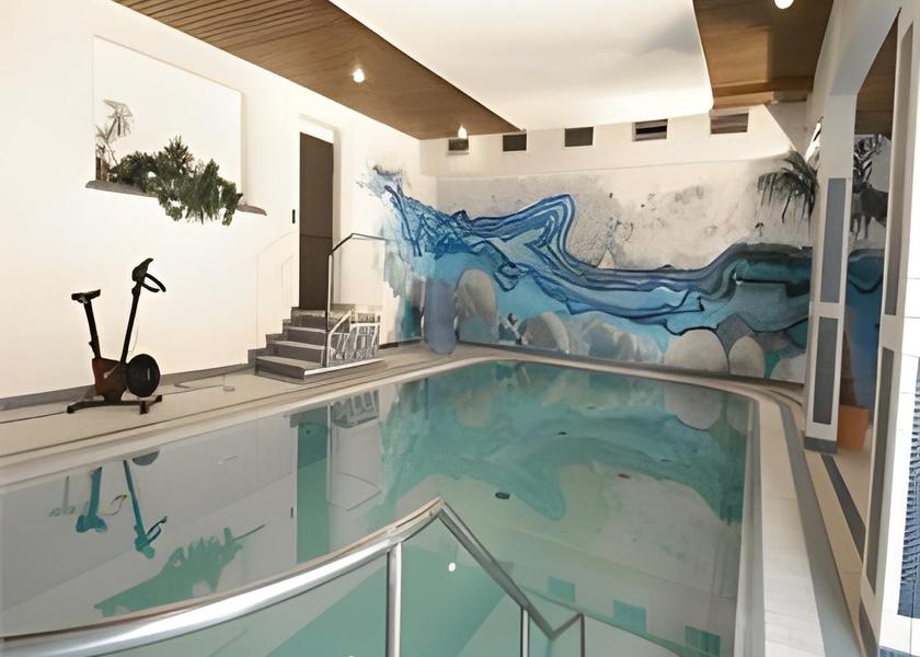 Hessen Haiger swimming pool