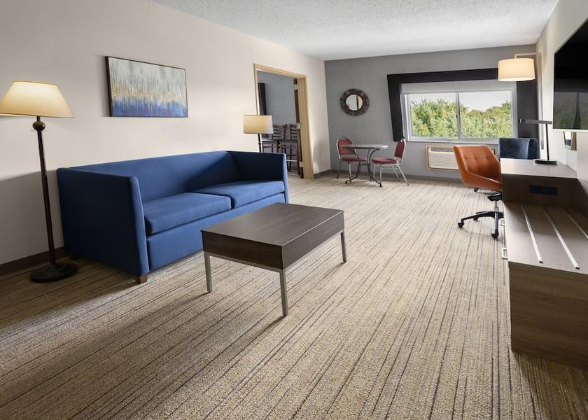 New York Centereach Room