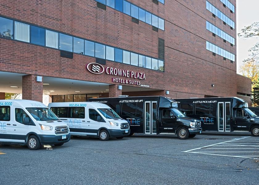 Minnesota Bloomington Exterior Detail