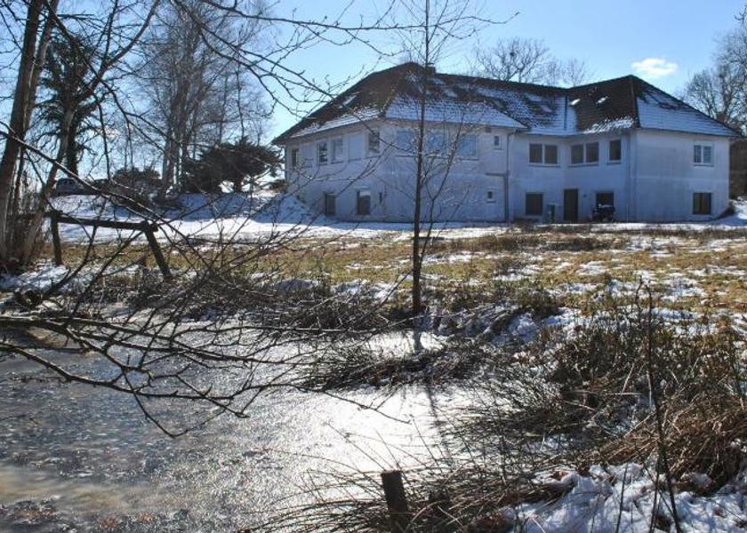 Lower Saxony Grasberg Exterior view