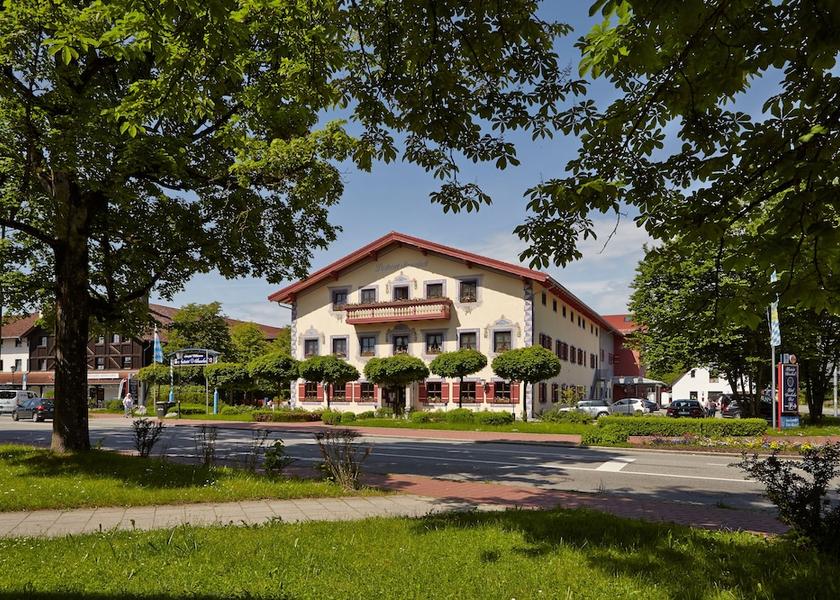 Bavaria Sauerlach Exterior