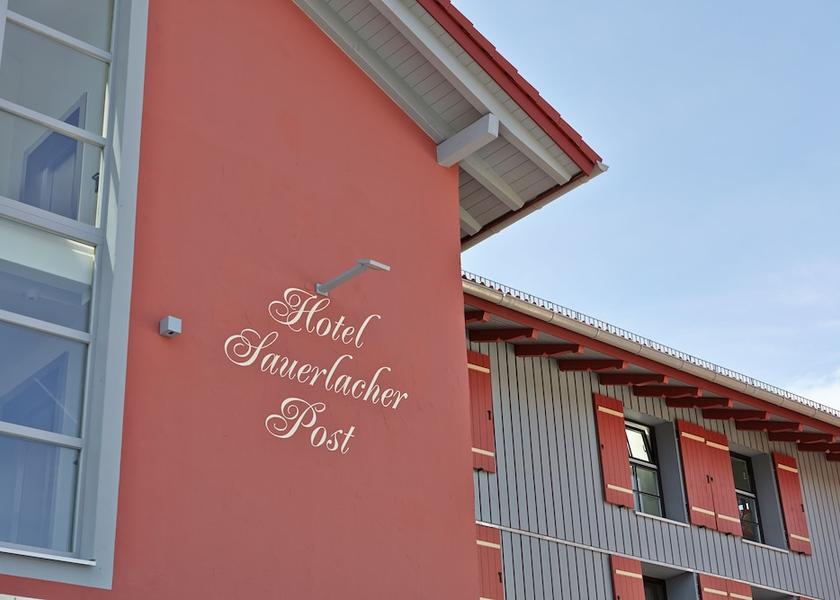 Bavaria Sauerlach Exterior detail