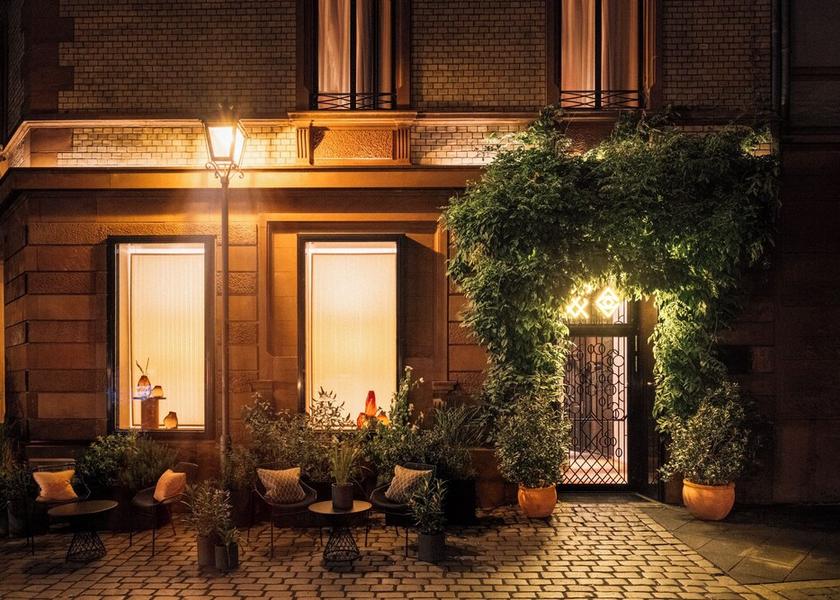 Hessen Frankfurt Front of property