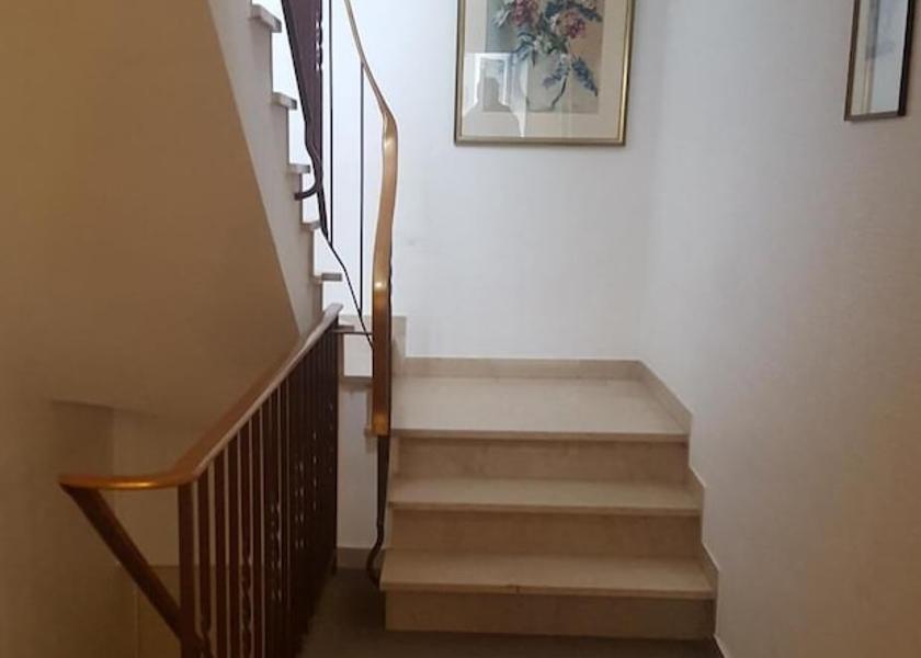 Hessen Steinbach Interior Entrance