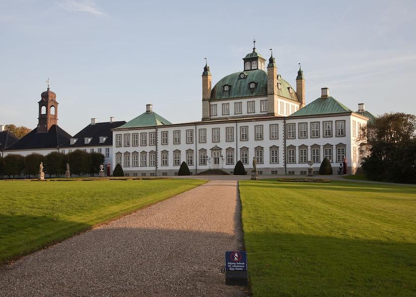 Hovedstaden Fredensborg Exterior Detail
