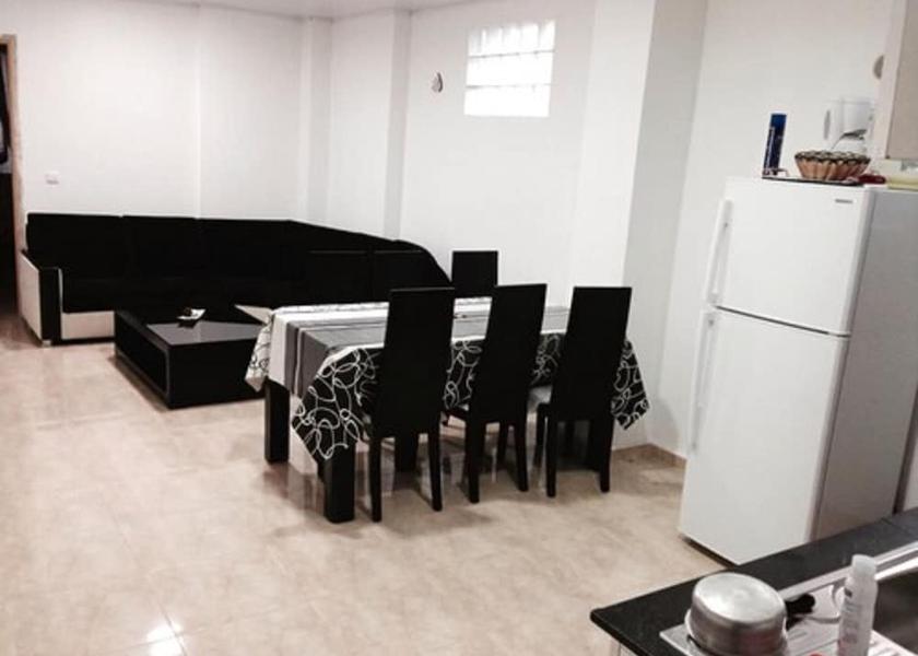  Algiers In-Room Dining