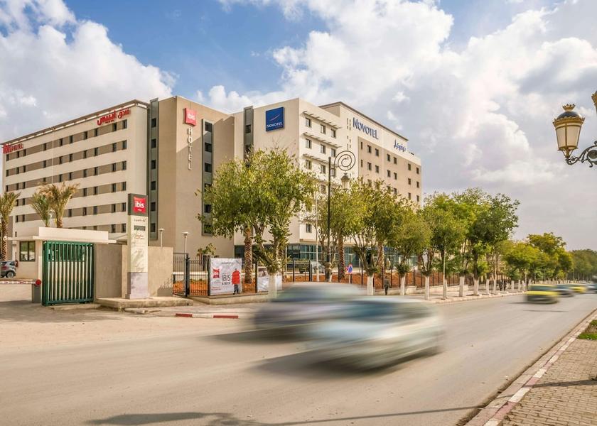  Setif Exterior Detail