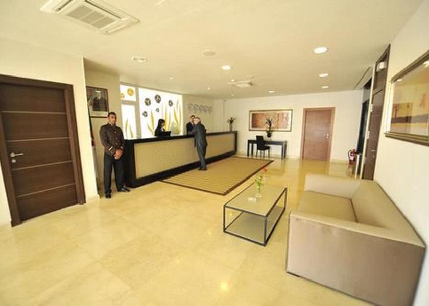  Oran Reception