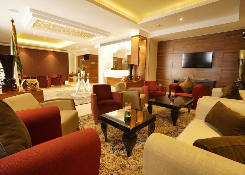  Algiers Lobby lounge