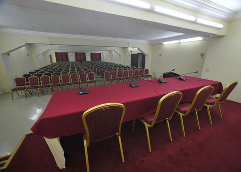  Algiers Meeting Room