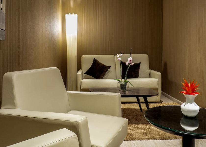  Algiers Room