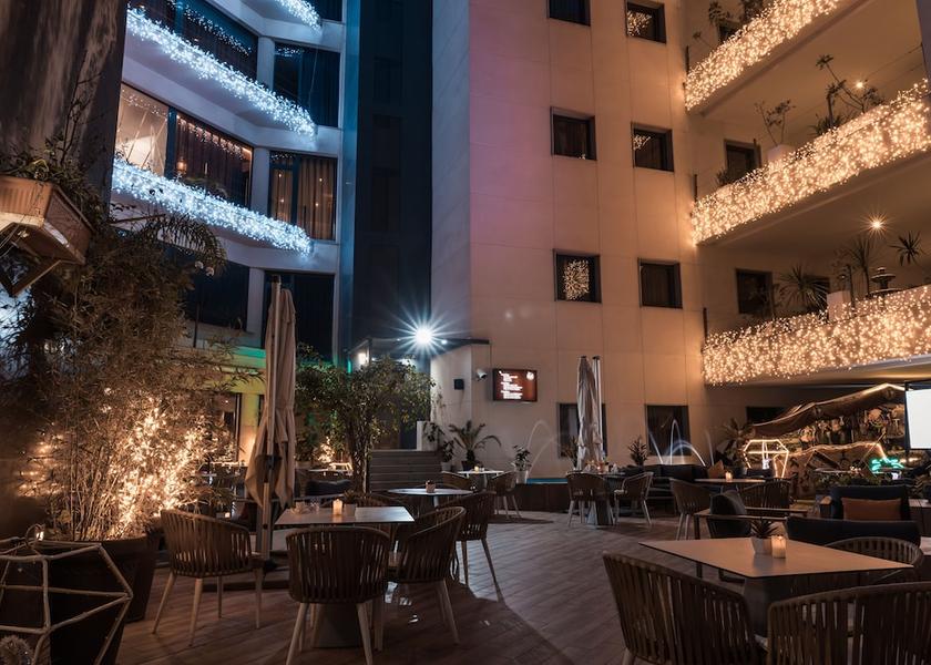  Algiers Terrace/patio