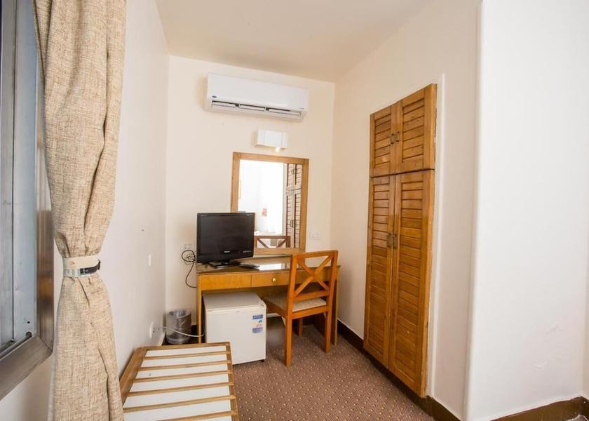  Aswan Interior Entrance