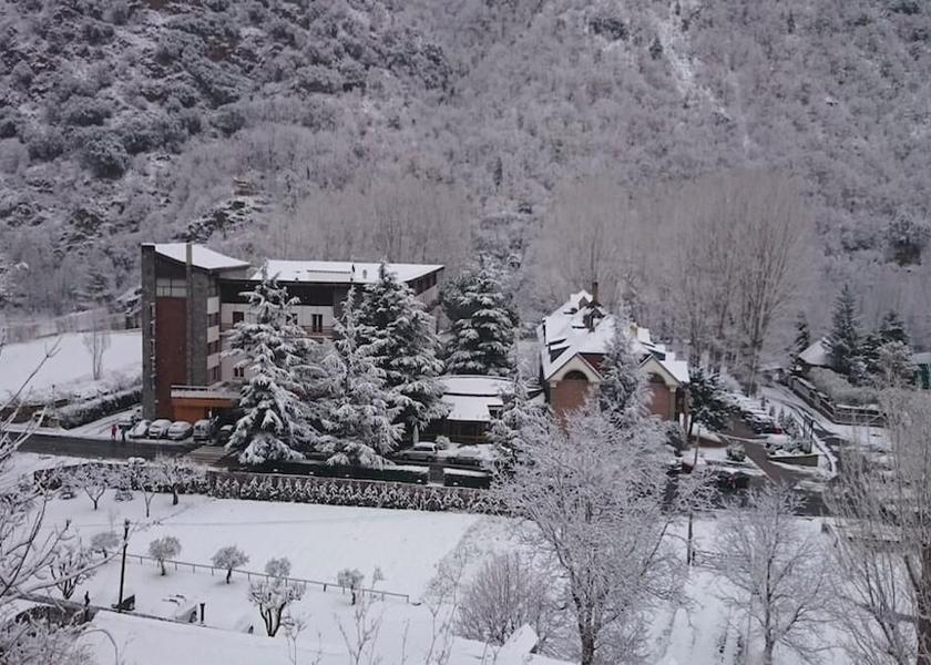Catalonia Rialp Exterior