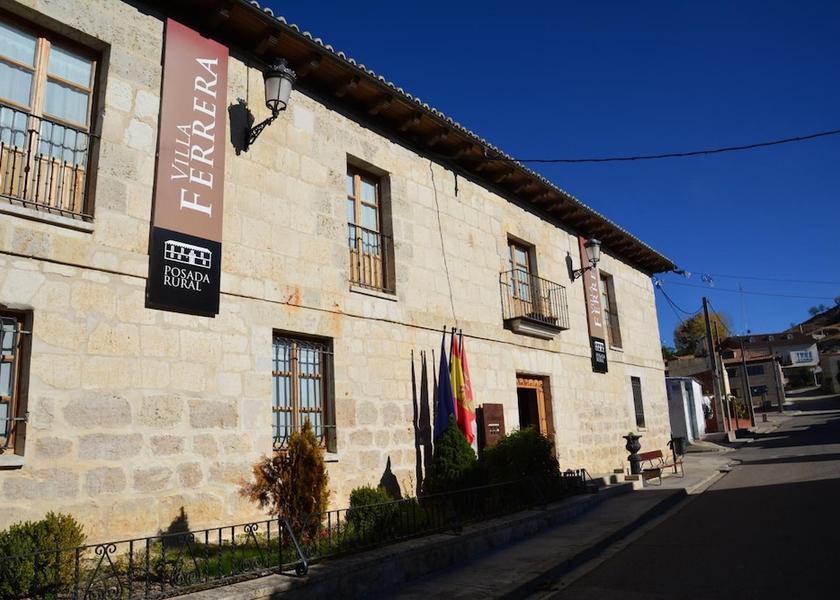 Castile and León Herrera de Valdecanas Exterior