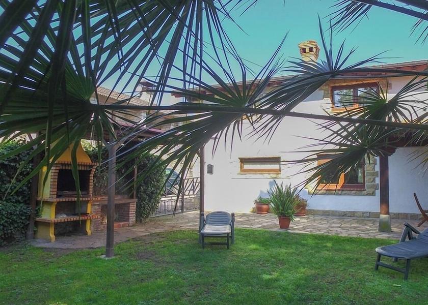 Cantabria Valdaliga Exterior Detail