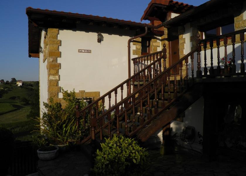 Cantabria Valdaliga Exterior Detail
