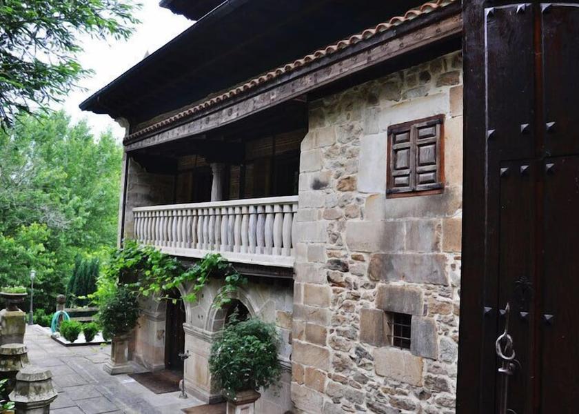 Cantabria Villafufre Front of property