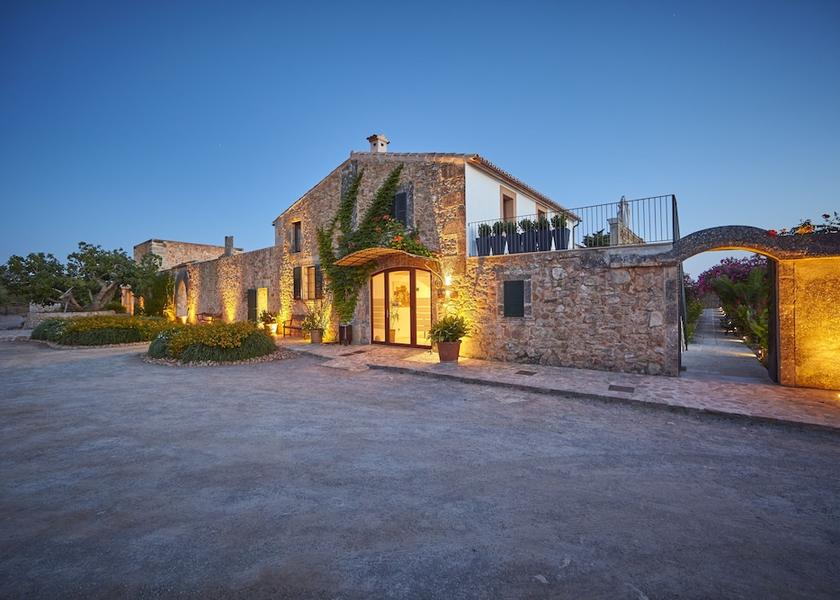 Balearic Islands Llucmajor Reception