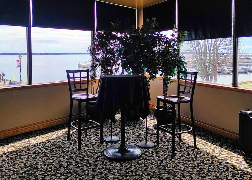 Ontario Kingston Meeting Room