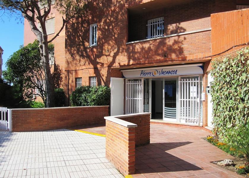 Catalonia El Vendrell Front of property