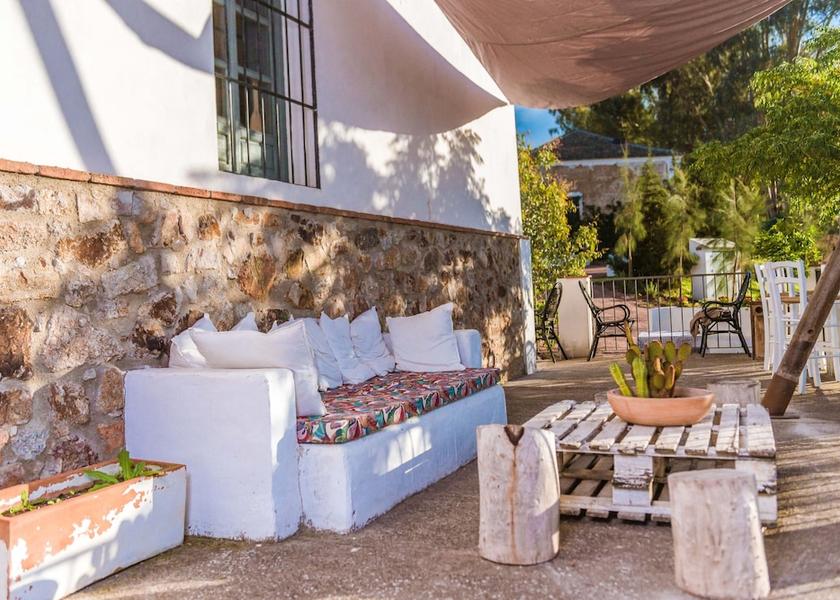 Andalusia Villaharta Porch